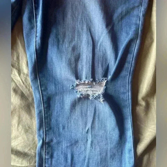 Sonoma Women’s 16 Skinny Jeans - Picture 6 of 7